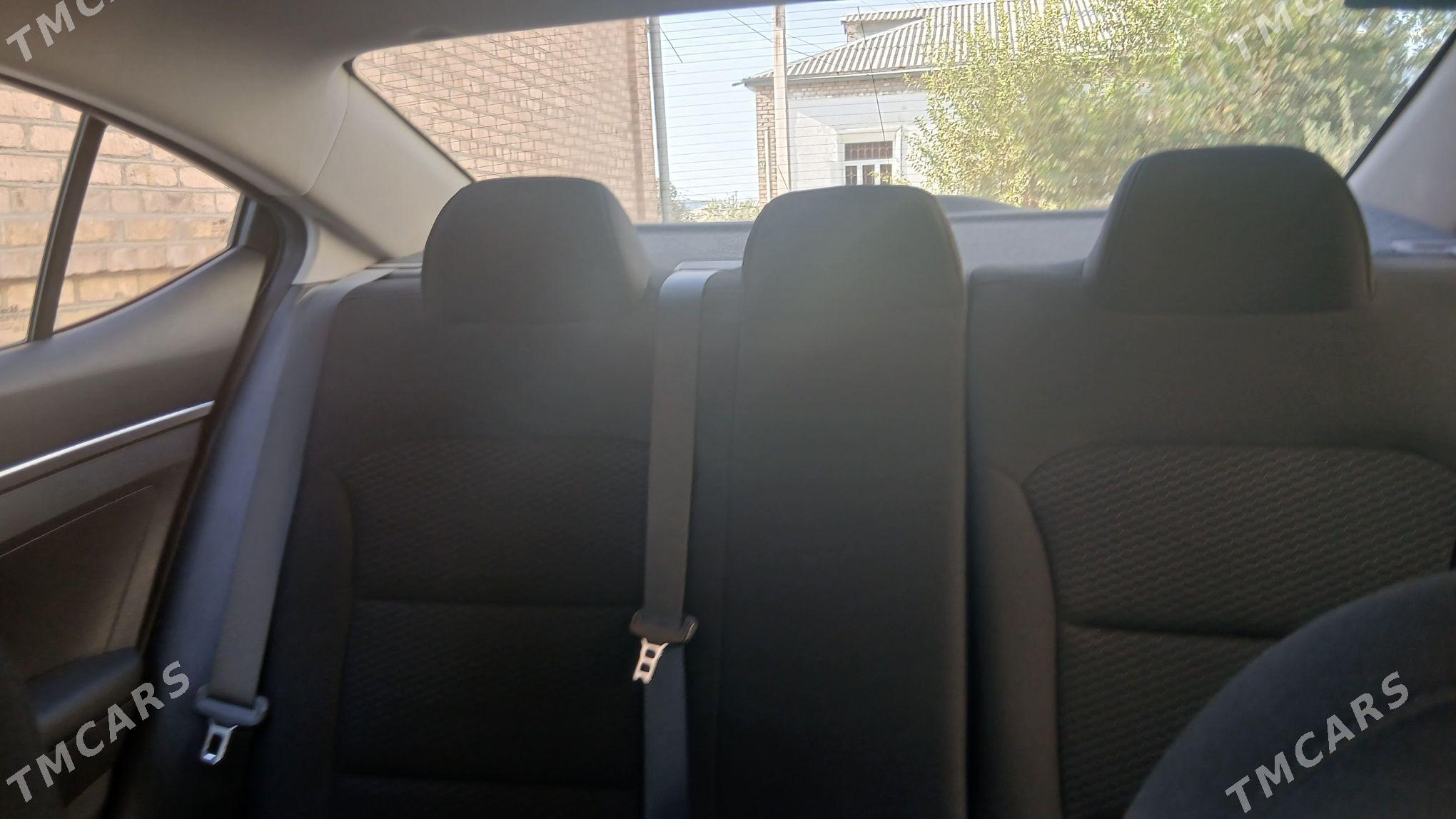 Hyundai Elantra 2020 - 210 000 TMT - Векильбазар - img 6