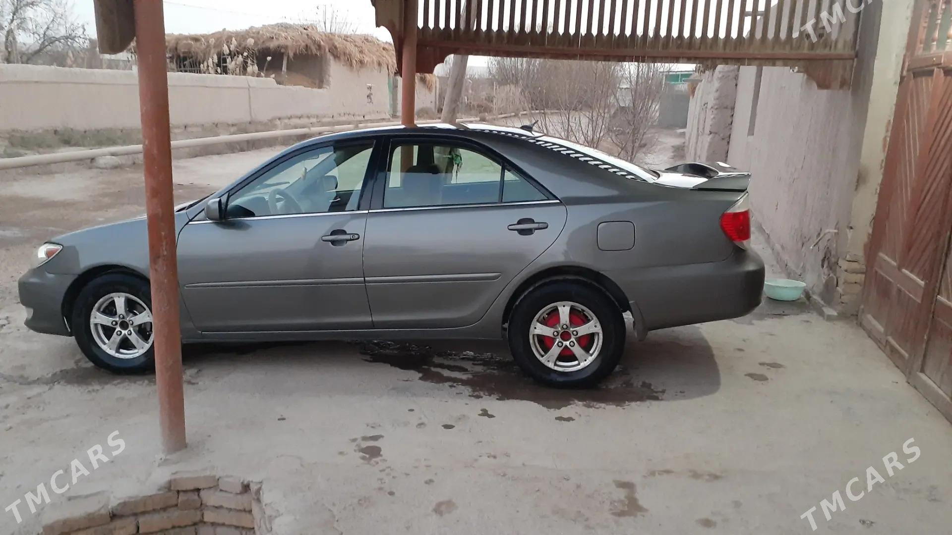 Toyota Camry 2005 - 160 000 TMT - Гурбансолтан Едже - img 4