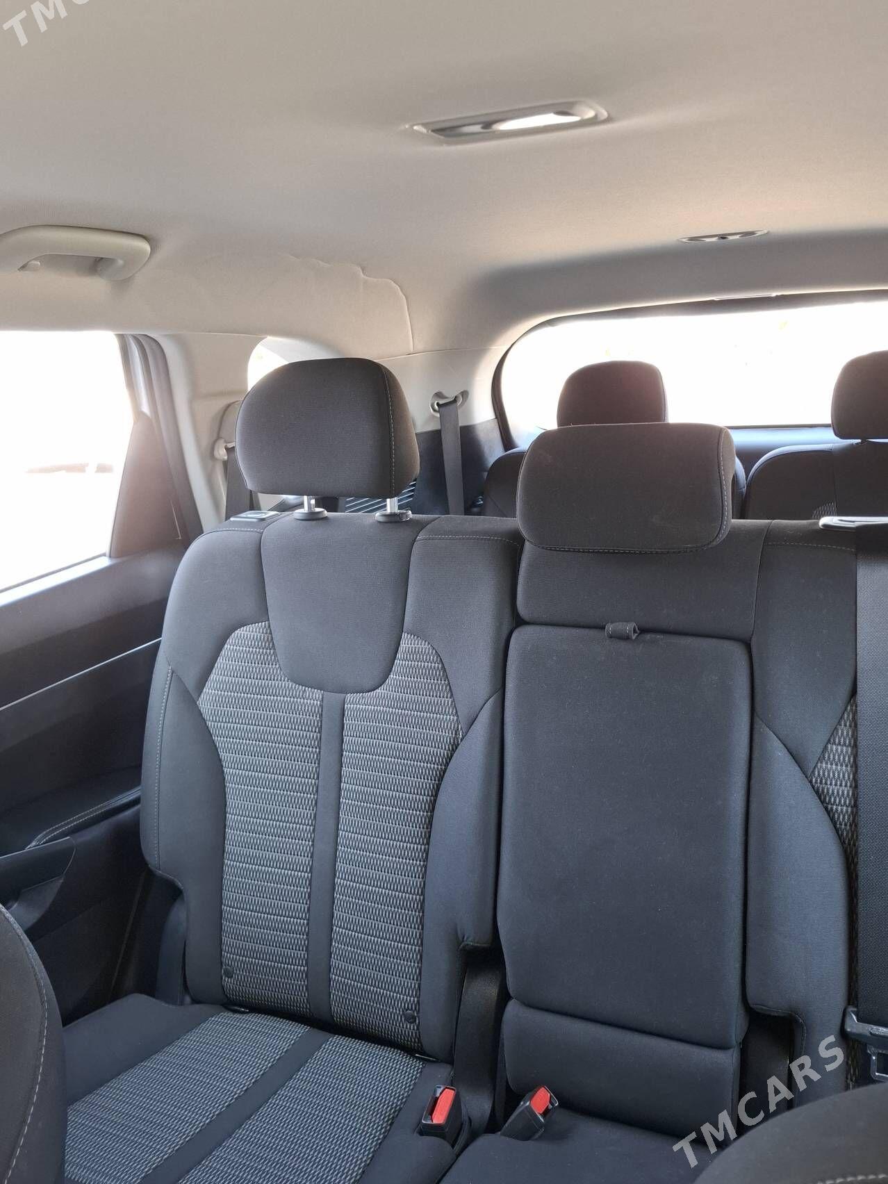 Kia Sorento 2022 - 350 000 TMT - Кёнеургенч - img 7