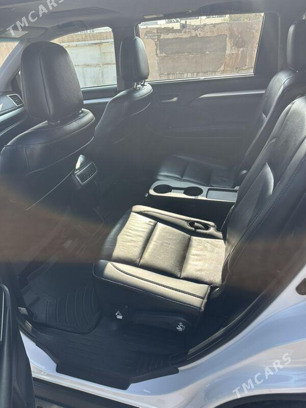 Toyota Highlander 2019 - 450 000 TMT - Türkmenabat - img 7