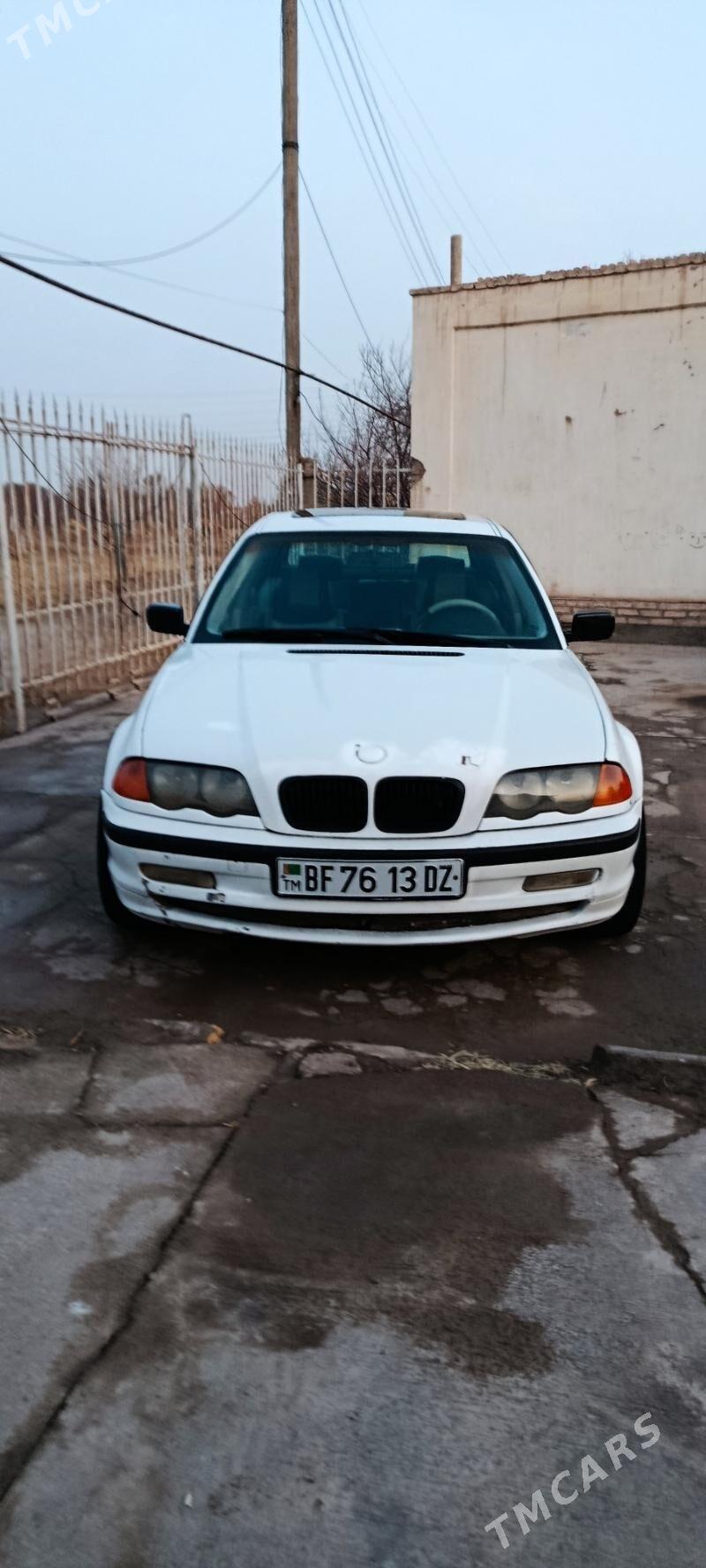 BMW E46 2000 - 60 000 TMT - Дашогуз - img 1