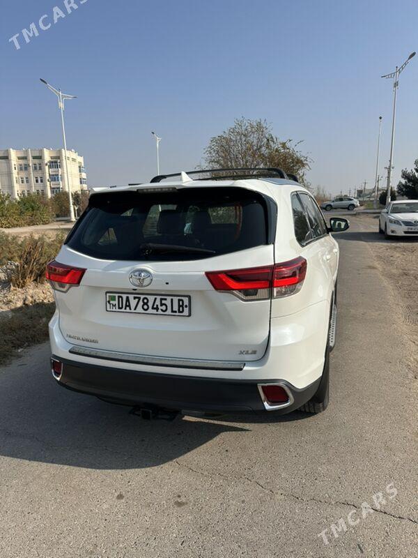 Toyota Highlander 2019 - 450 000 TMT - Türkmenabat - img 5
