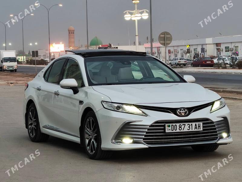 Toyota Camry 2022 - 515 000 TMT - Теджен - img 2
