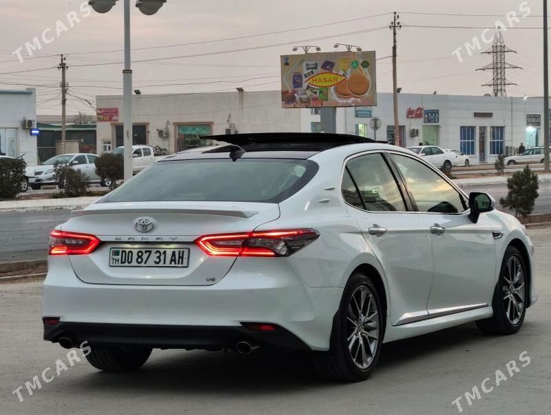 Toyota Camry 2022 - 515 000 TMT - Теджен - img 6