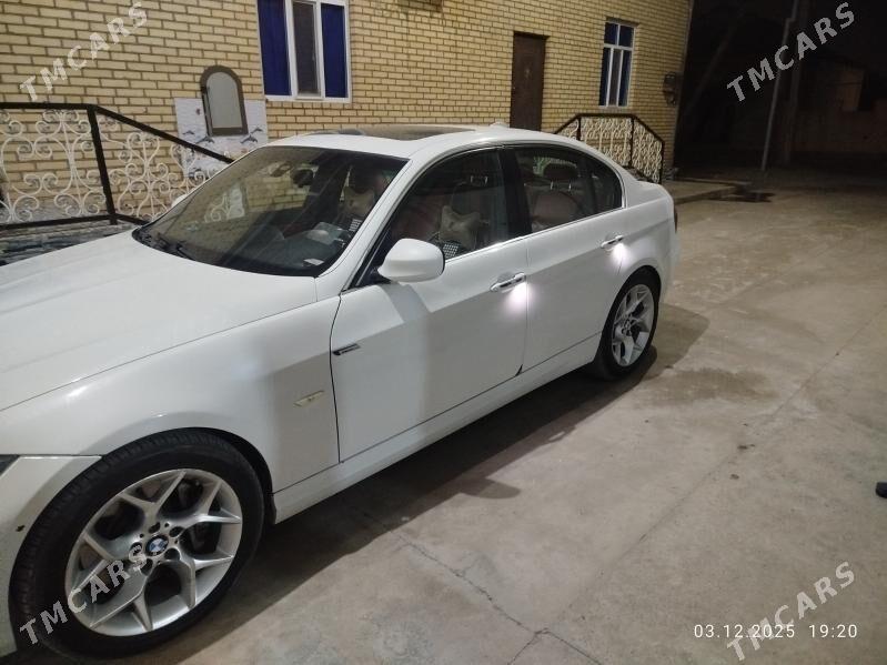 BMW 330 2008 - 200 000 TMT - Сакарчага - img 1