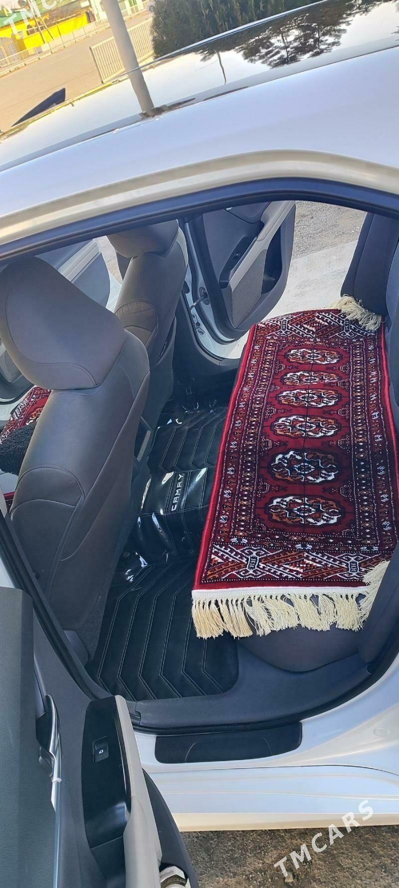 Toyota Camry 2019 - 255 000 TMT - Балканабат - img 5