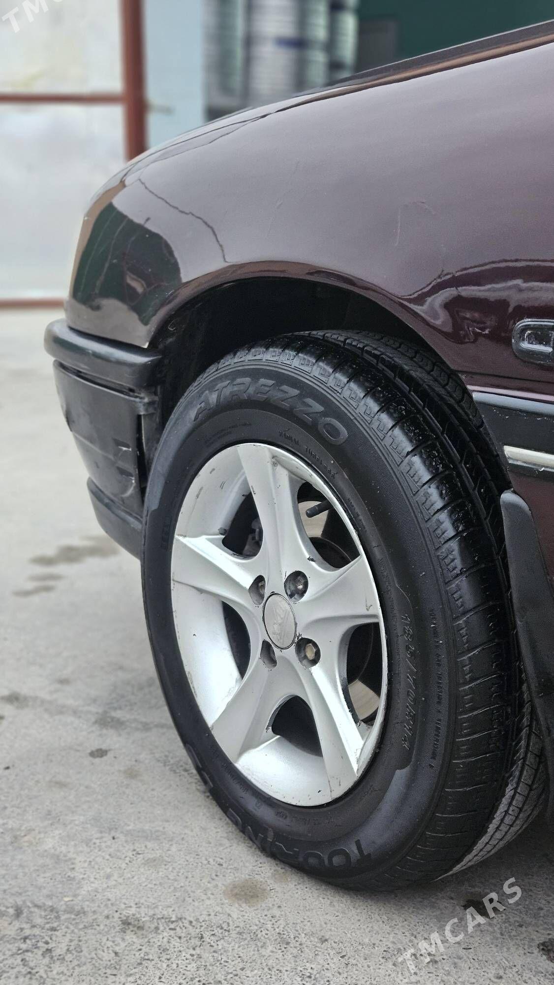 Opel Vectra 1991 - 45 000 TMT - Мары - img 4