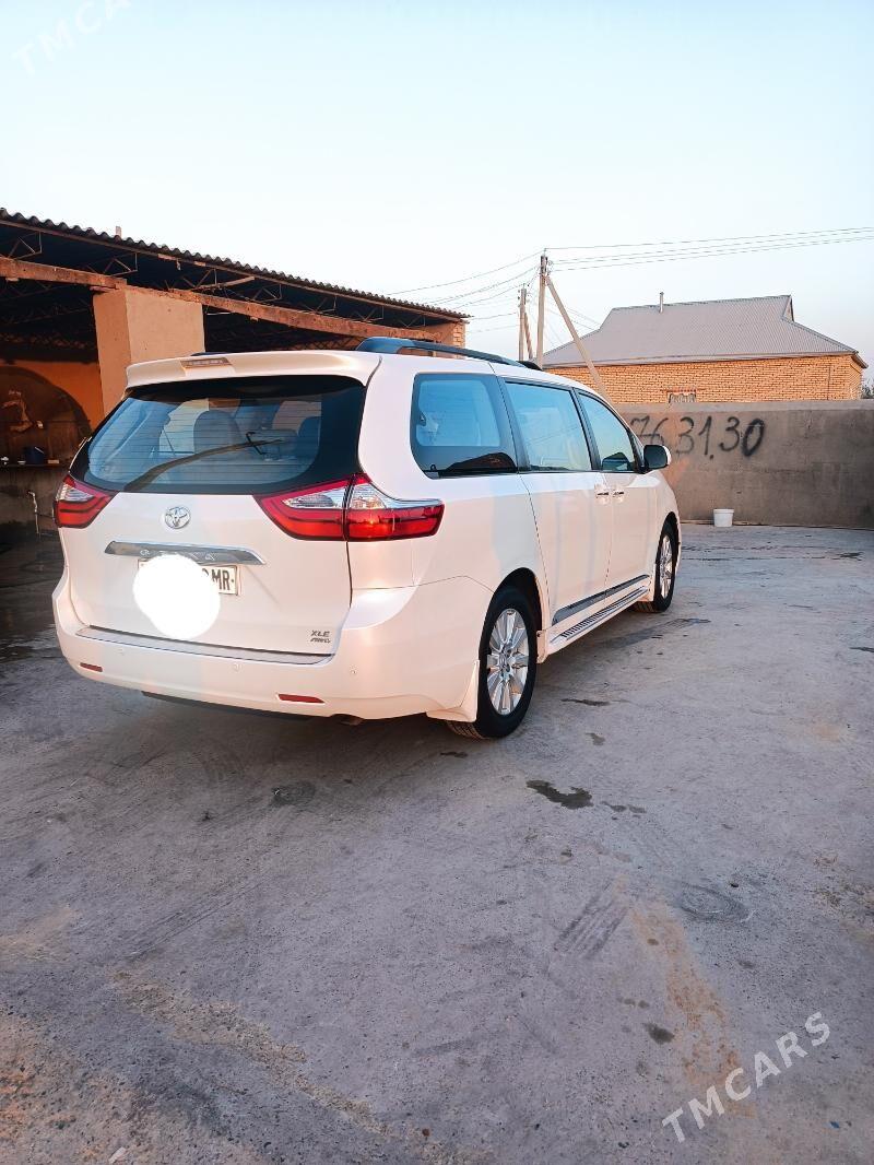 Toyota Sienna 2017 - 420 000 TMT - Сакарчага - img 2
