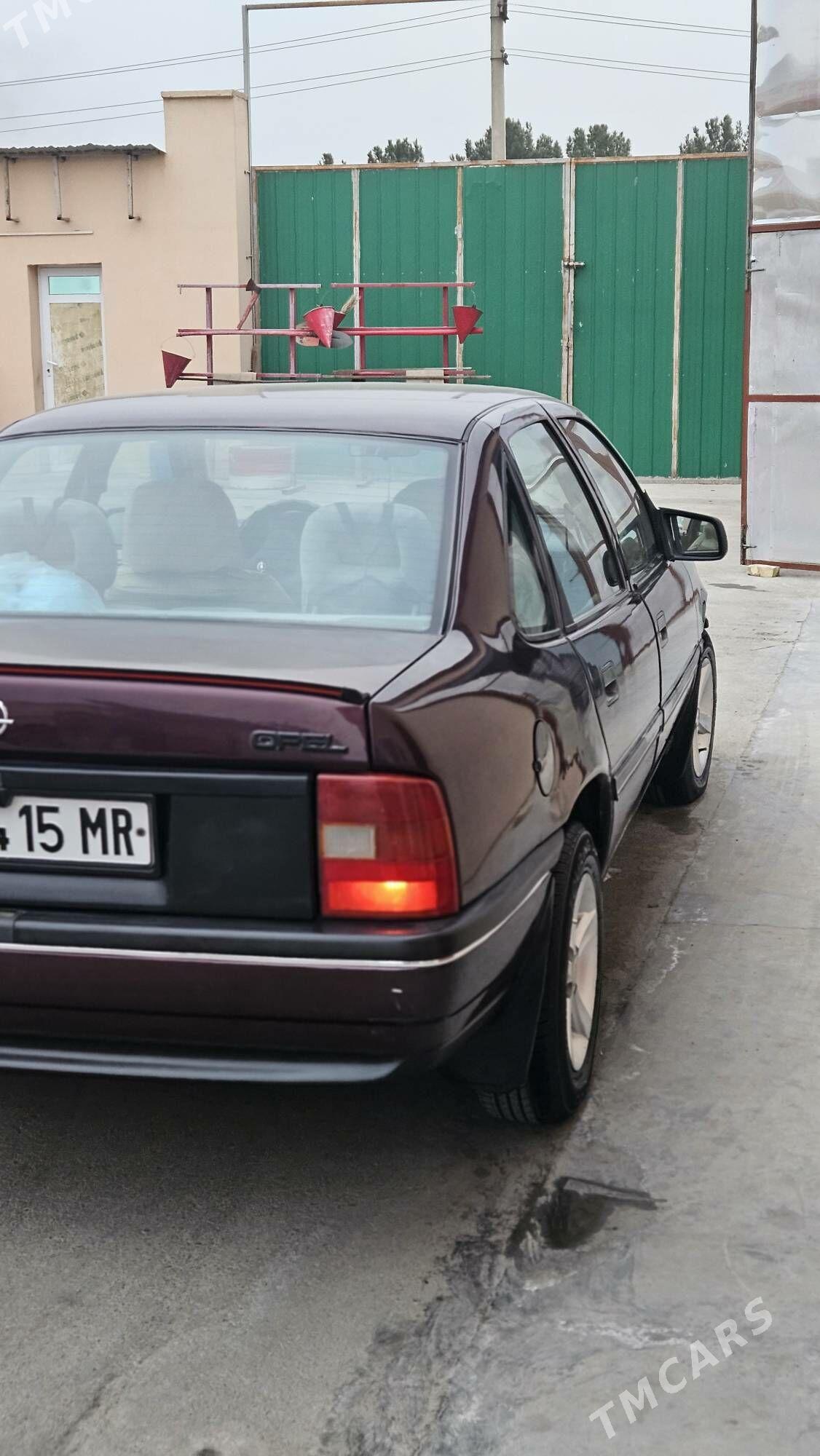 Opel Vectra 1991 - 45 000 TMT - Мары - img 3