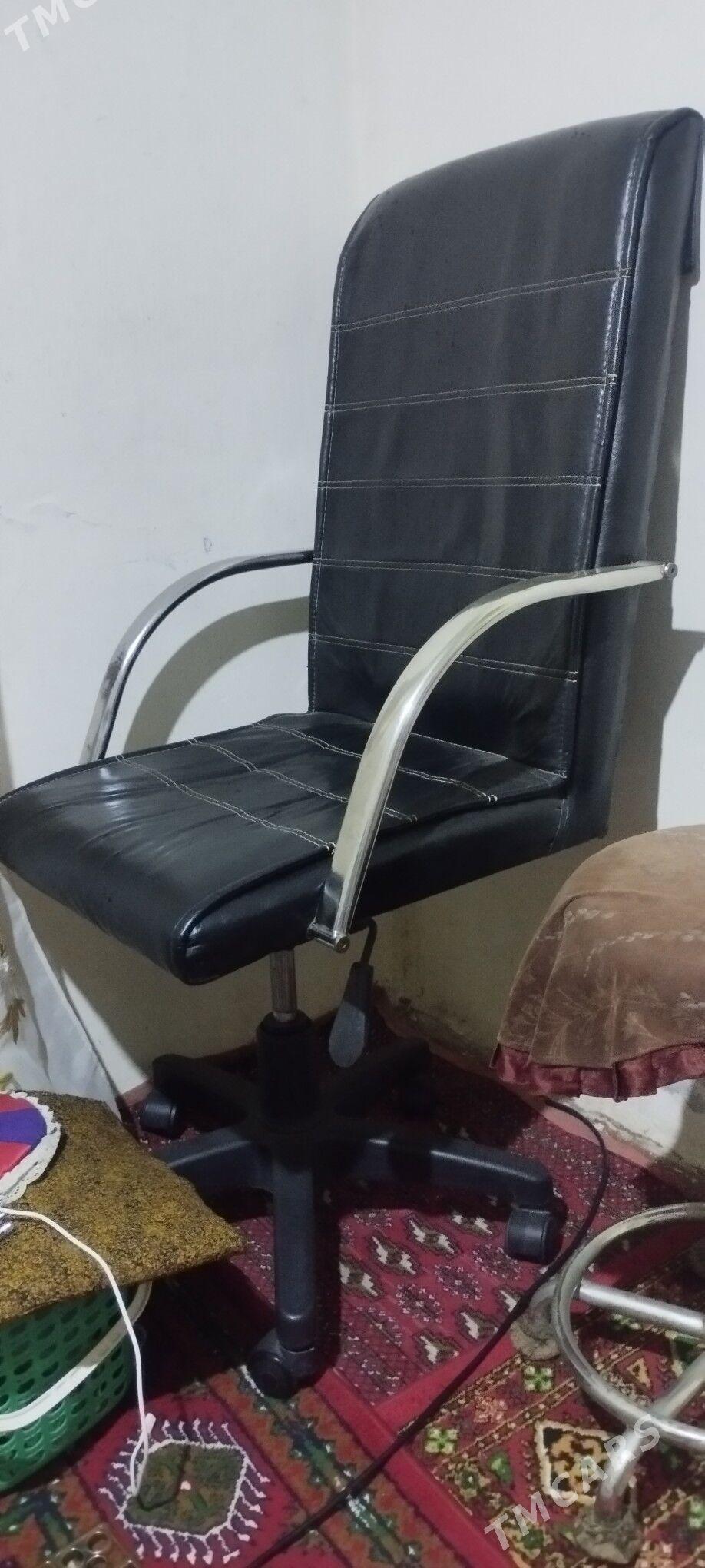 kiresle. - Baýramaly - img 2