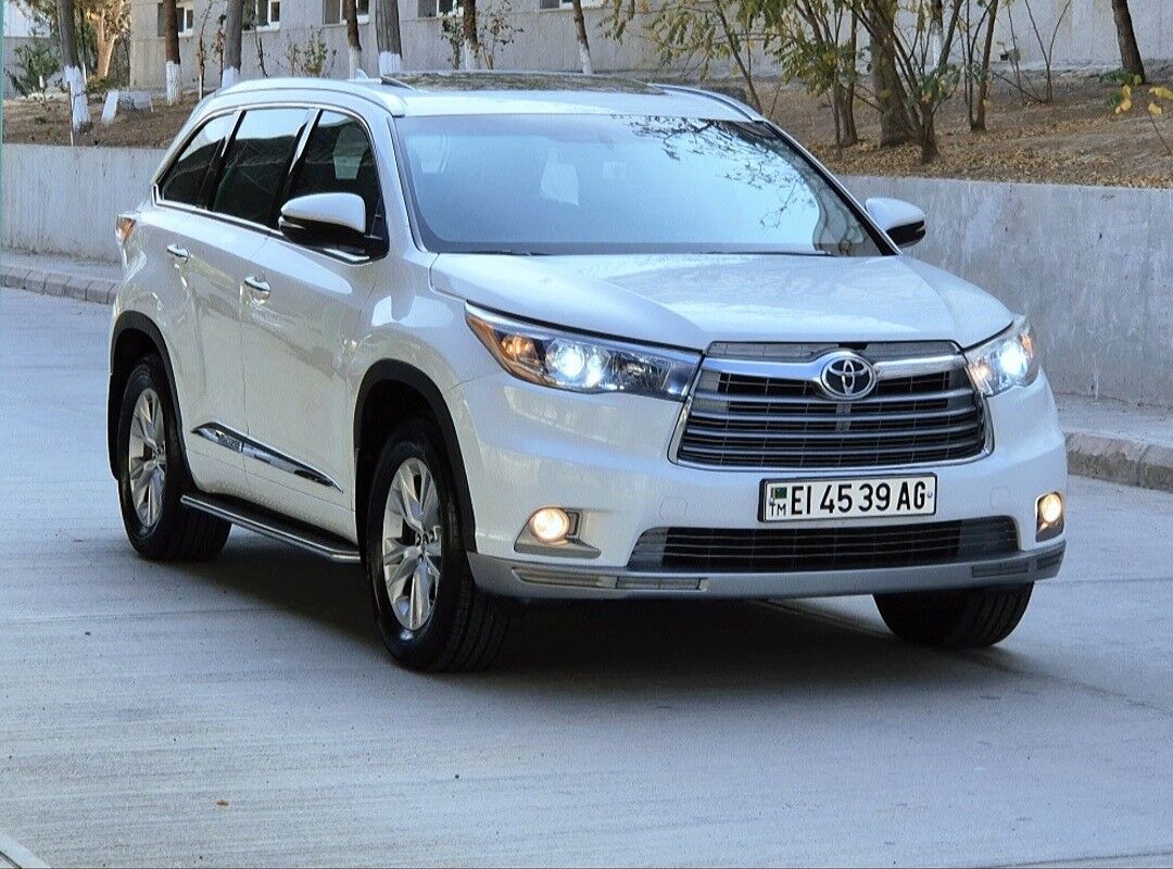 Toyota Highlander 2016 - 405 000 TMT - Кëши - img 6