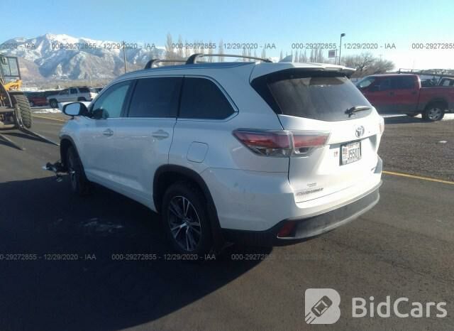 Toyota Highlander 2016 - 405 000 TMT - Кëши - img 2