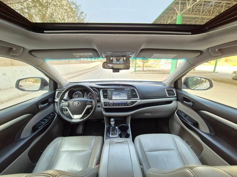 Toyota Highlander 2016 - 405 000 TMT - Кëши - img 8