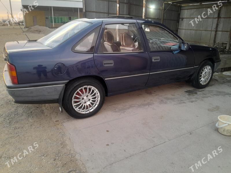 Opel Vectra 1995 - 33 000 TMT - Sakarçäge - img 3