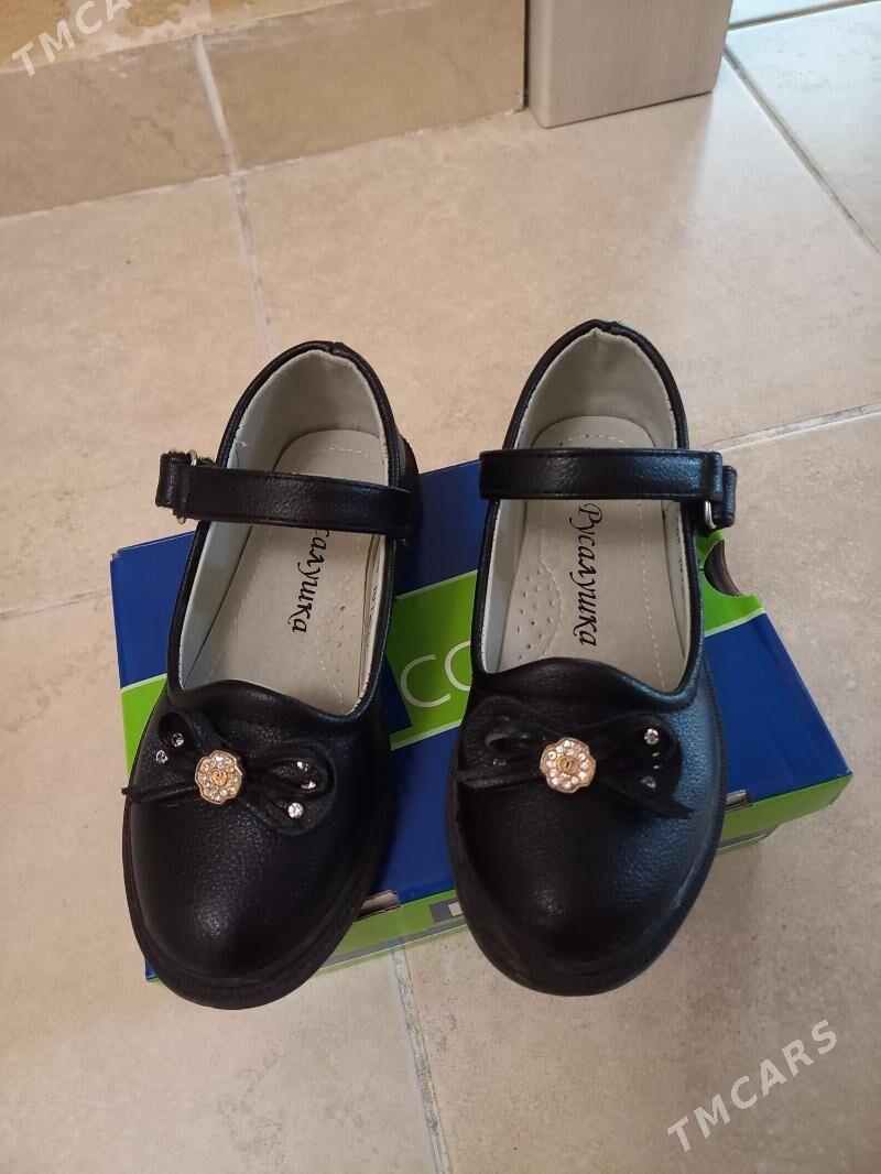 обуви для девочек - Podwoýski köç. (Bitarap Türkmenistan şaýoly) - img 6