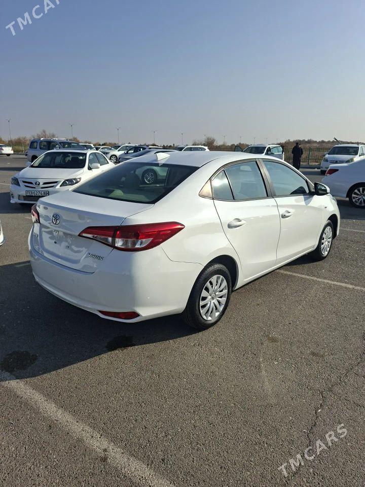 Toyota Yaris 2022 - 198 000 TMT - "Алтын Асыр" Гундогар базары ( Толкучка) - img 3