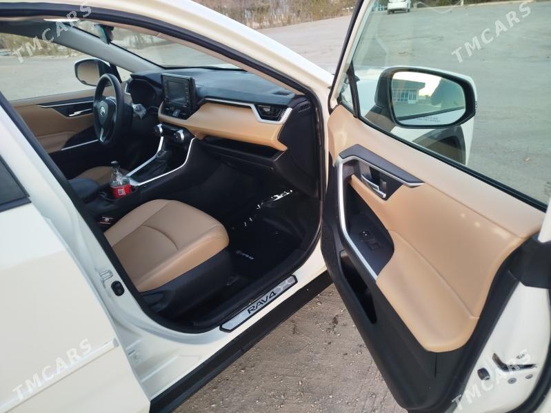 Toyota Highlander 2022 - 360 000 TMT - Köneürgenç - img 9