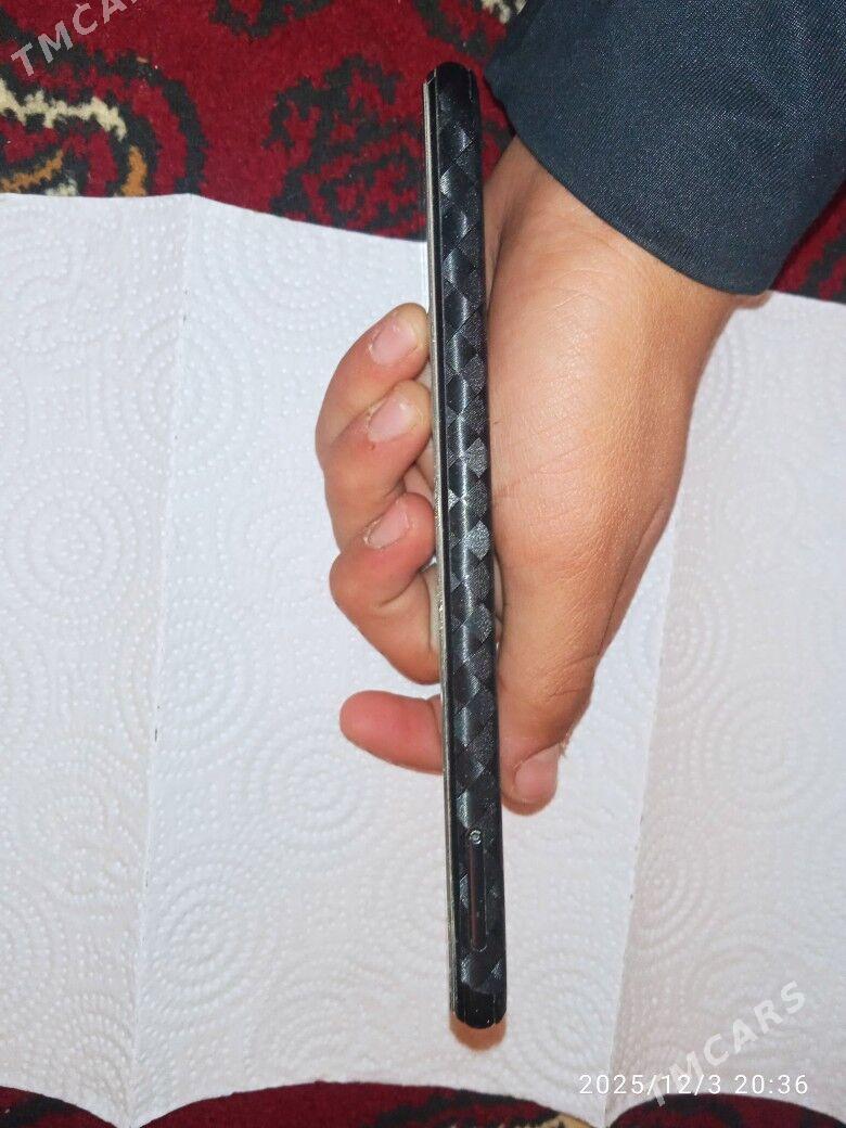 Telefon - Болдумсаз - img 3