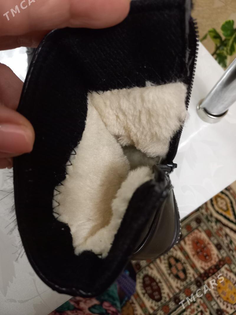 обувь для девочек - Podwoýski köç. (Bitarap Türkmenistan şaýoly) - img 4