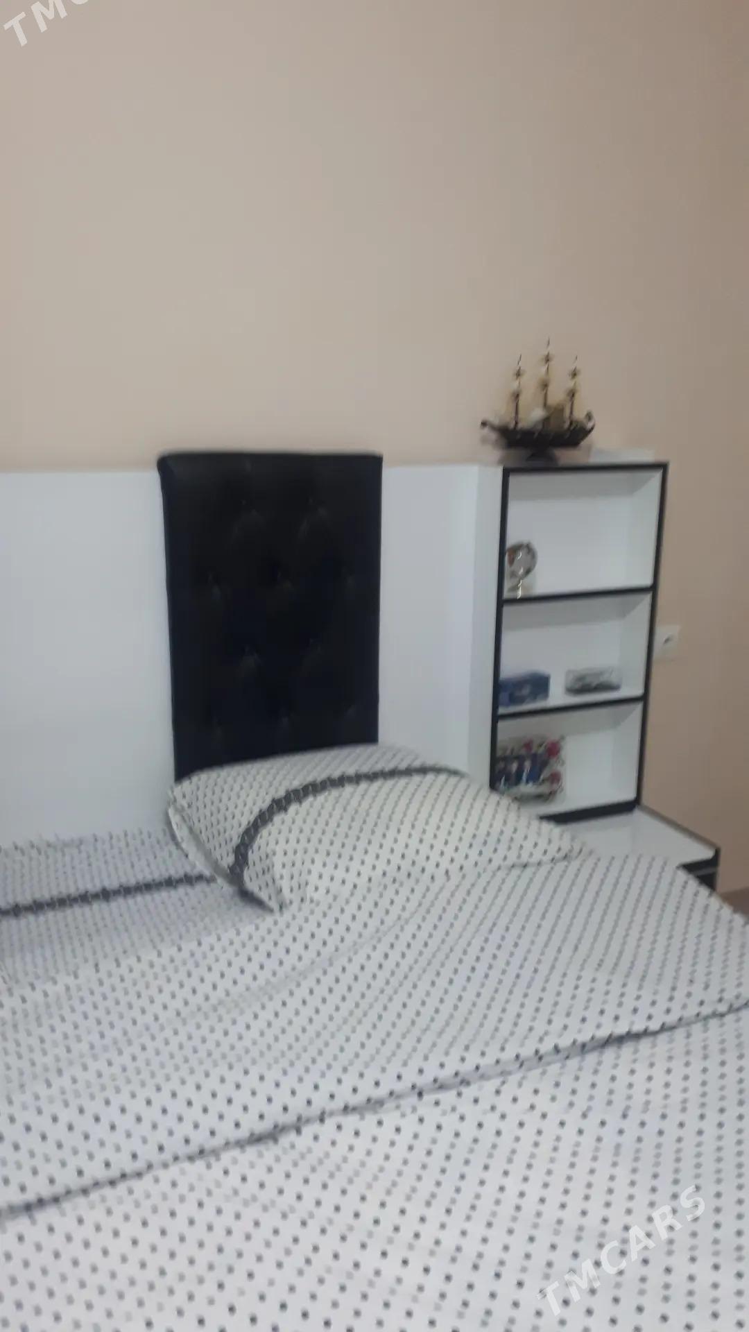 Arenda Buzmeyin jemagat - Büzmeýin - img 2