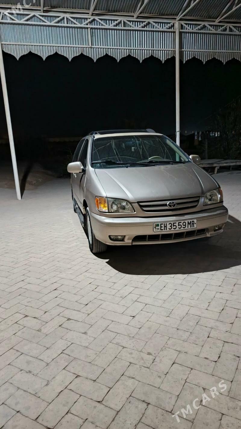 Toyota Sienna 2002 - 190 000 TMT - Baýramaly - img 9