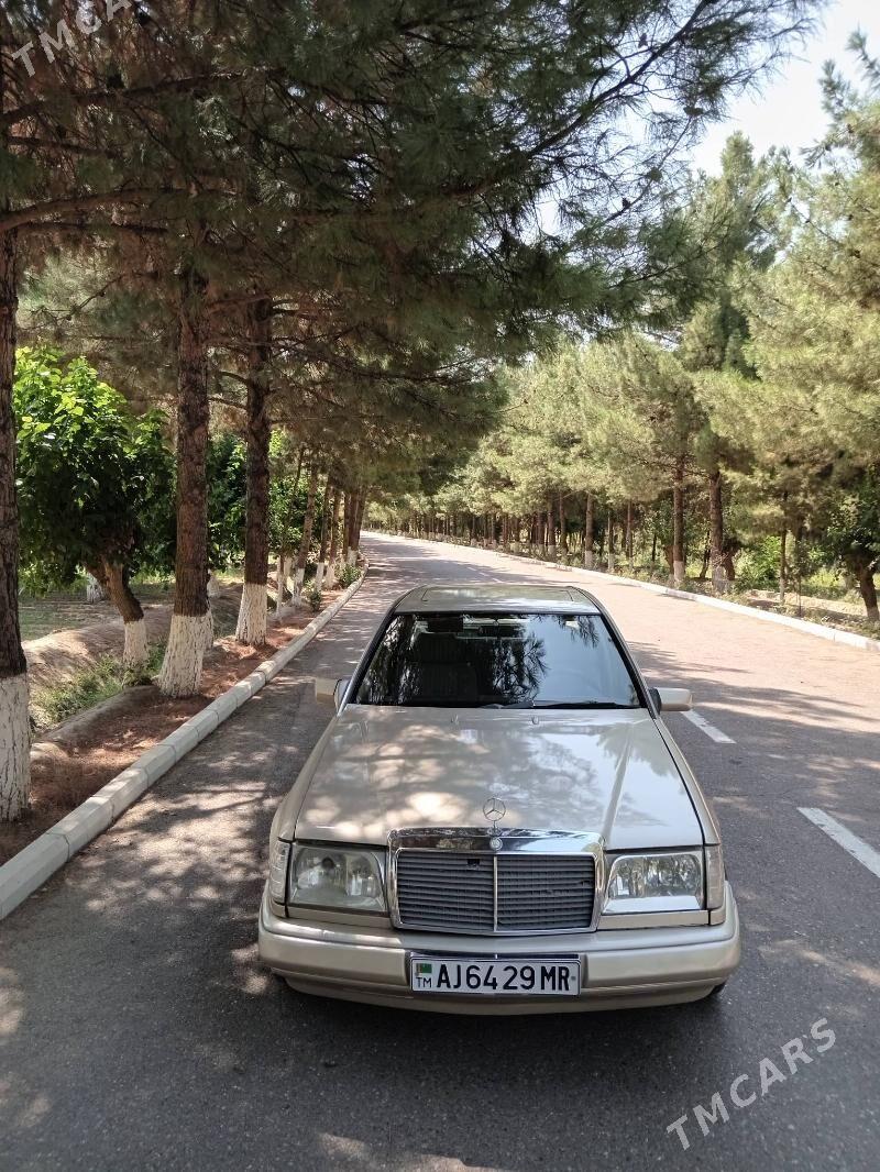 Mercedes-Benz 230E 1993 - 40 000 TMT - Мары - img 2