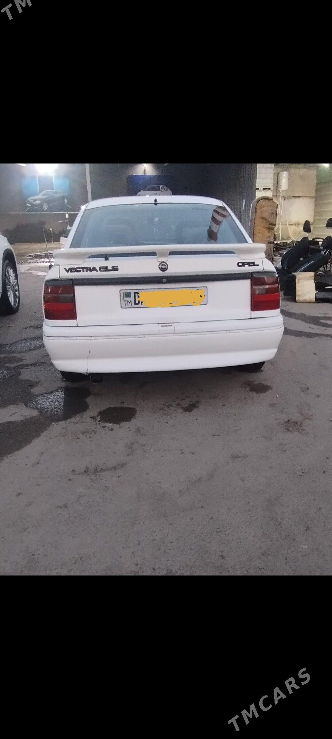 Opel Vectra 1993 - 35 000 TMT - 11 mkr - img 6