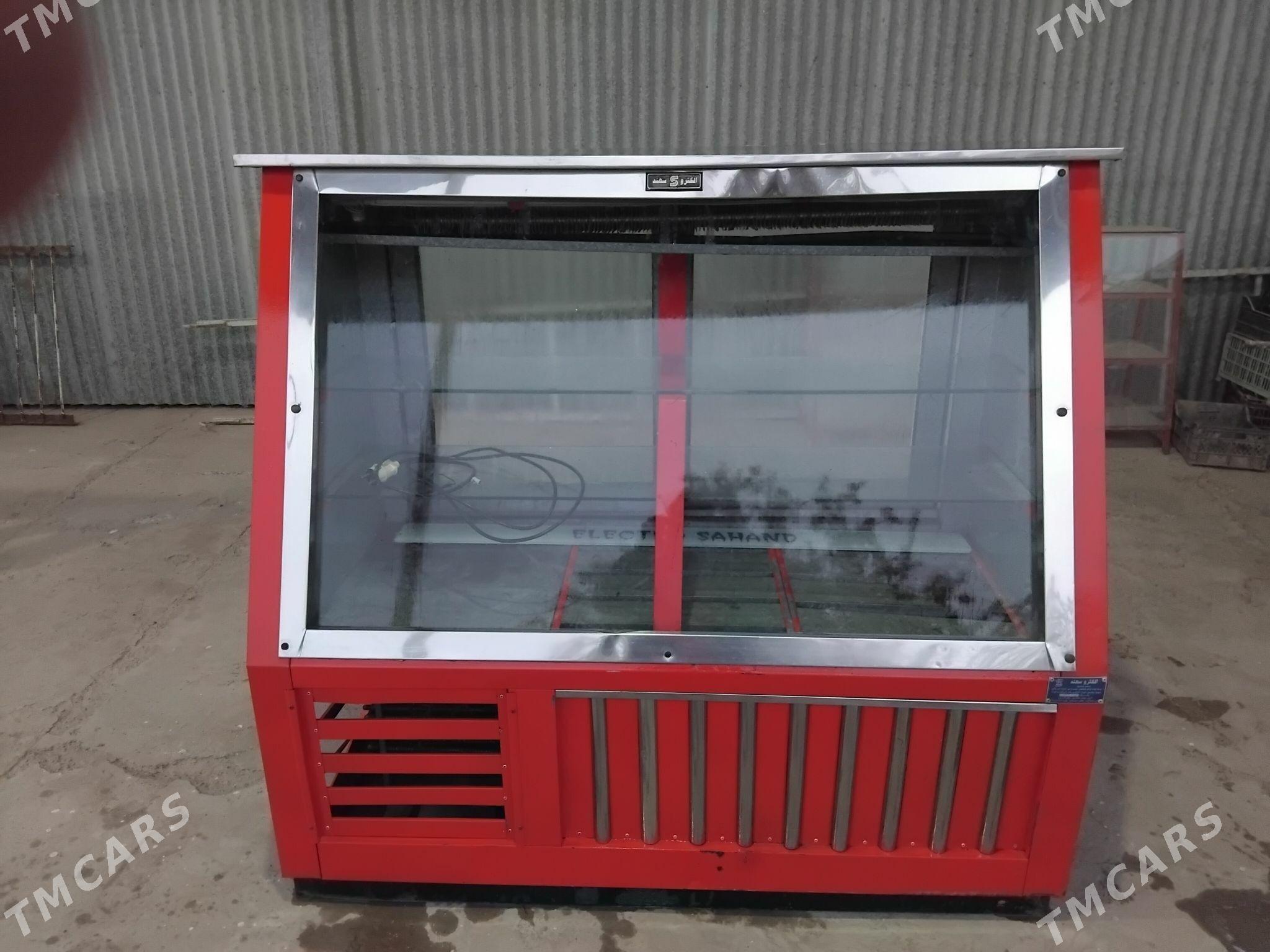 Холодильник  витрина - Ёлётен - img 3