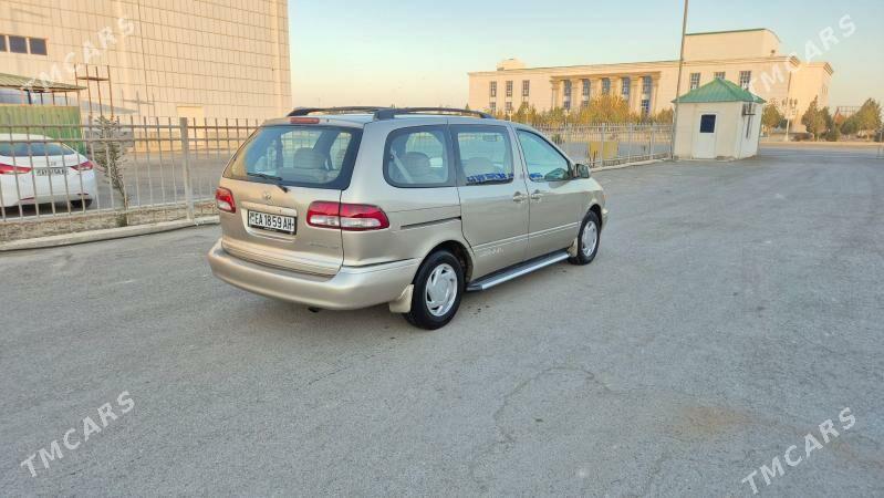 Toyota Sienna 2000 - 158 000 TMT - Гёкдепе - img 3