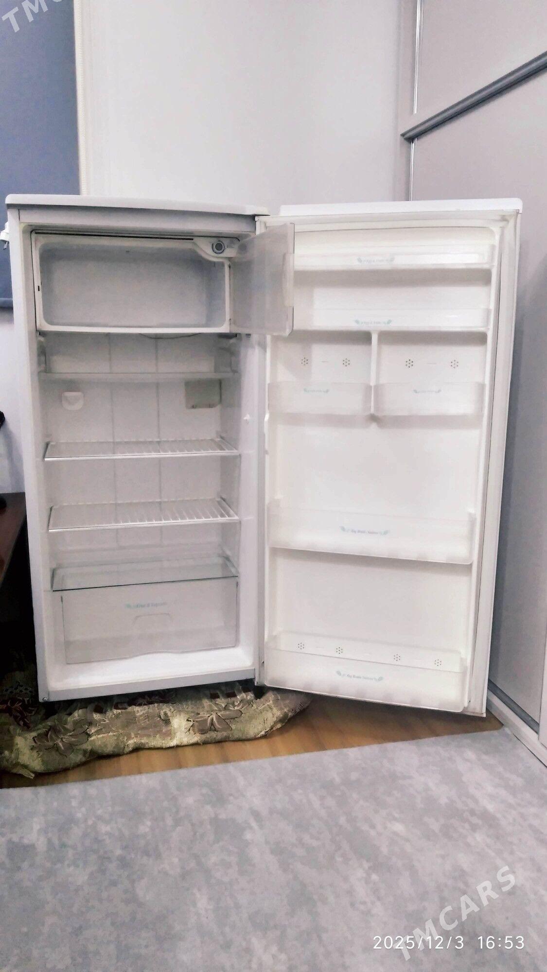 ХОЛОДИЛЬНИК "HITACHI" - Aşgabat - img 5