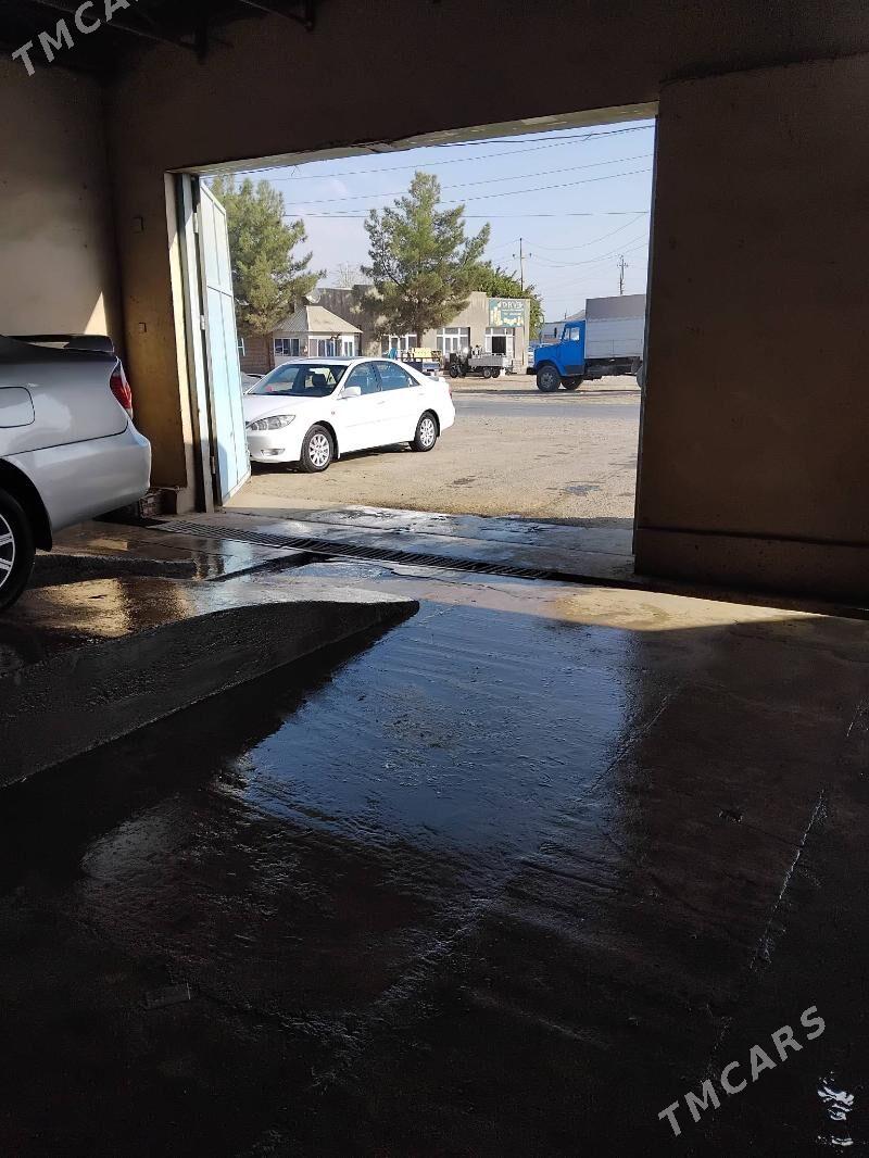 Toyota Camry 2004 - 170 000 TMT - Мары - img 3