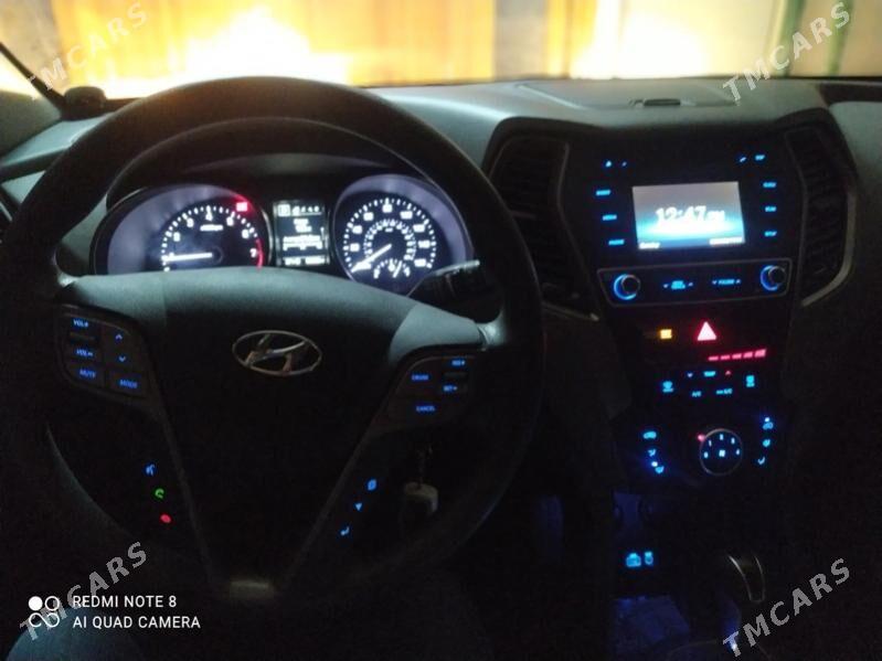 Hyundai Santa Fe 2017 - 265 000 TMT - Daşoguz - img 5