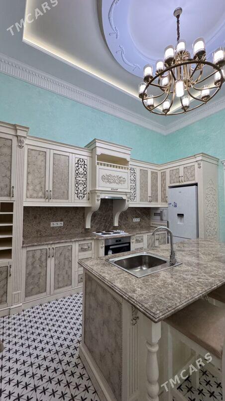 elitka eyesi  obmen - Moskowskiý köç. (10 ýyl abadançylyk şaýoly) - img 4