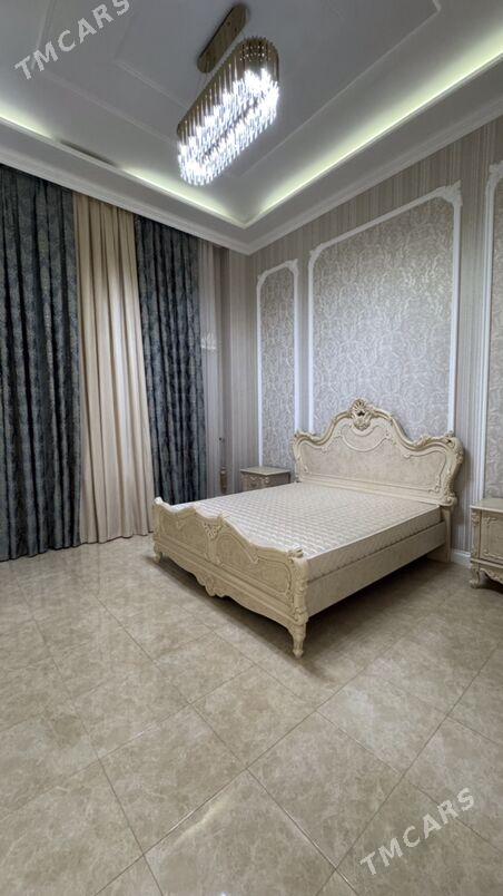 elitka eyesi  obmen - Moskowskiý köç. (10 ýyl abadançylyk şaýoly) - img 3