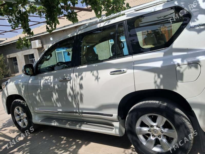 Toyota Land Cruiser Prado 2014 - 580 000 TMT - Aşgabat - img 1