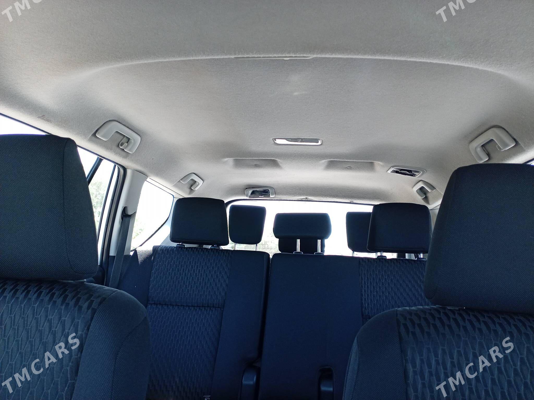 Toyota Innova 2022 - 300 000 TMT - Aşgabat - img 3