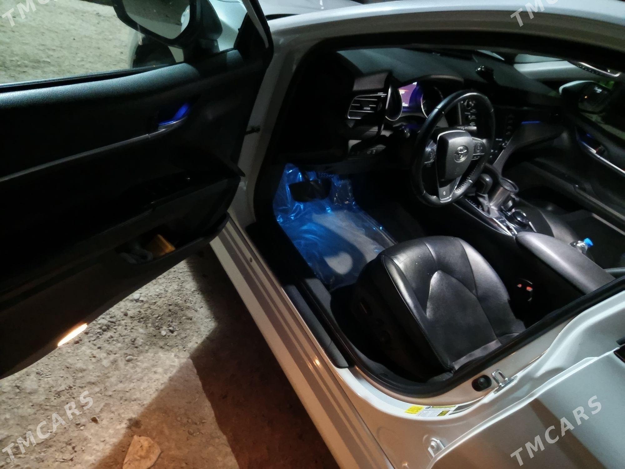 Toyota Camry 2020 - 460 000 TMT - Кёнеургенч - img 5