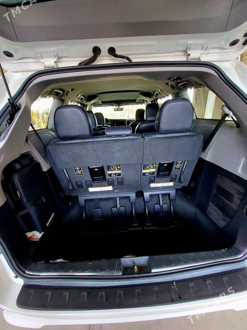 Toyota Sienna 2017 - 405 000 TMT - Ашхабад - img 7