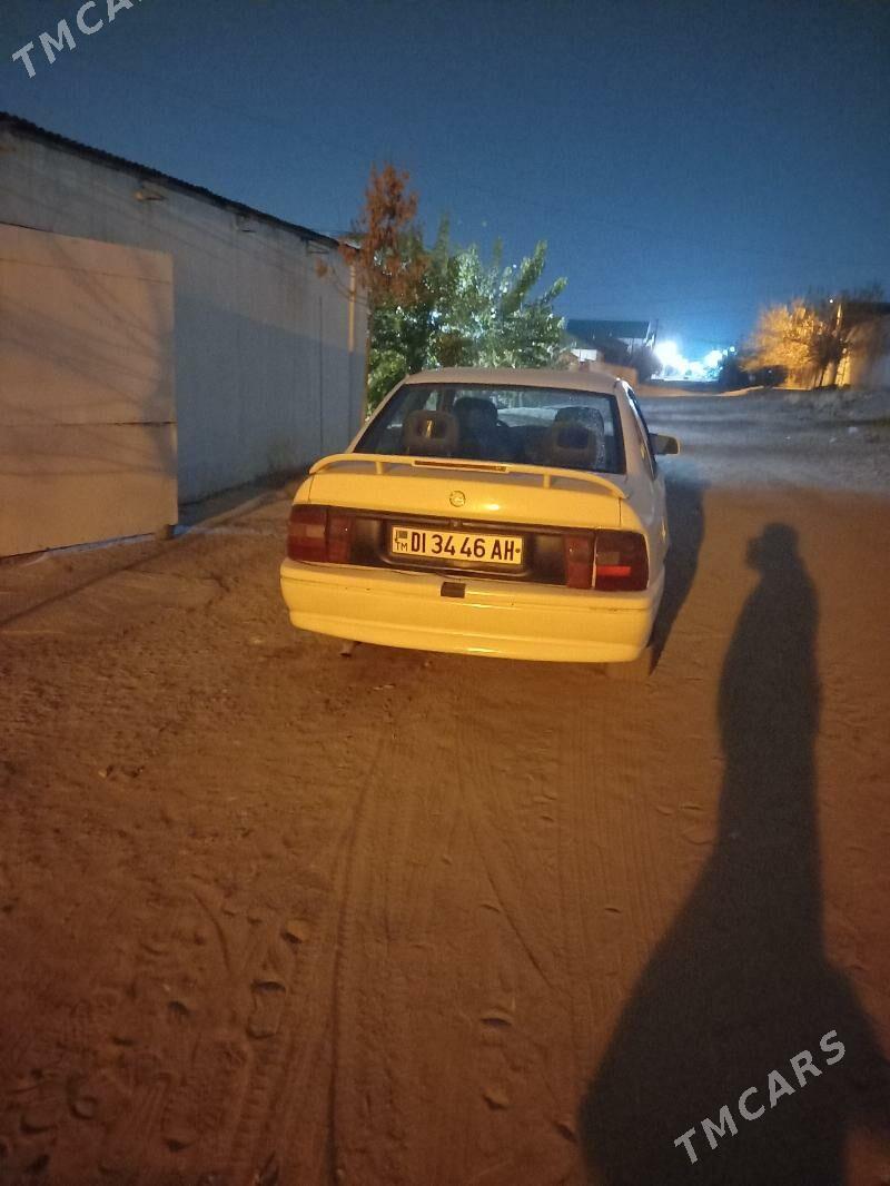 Opel Vectra 1994 - 30 000 TMT - Анев - img 3