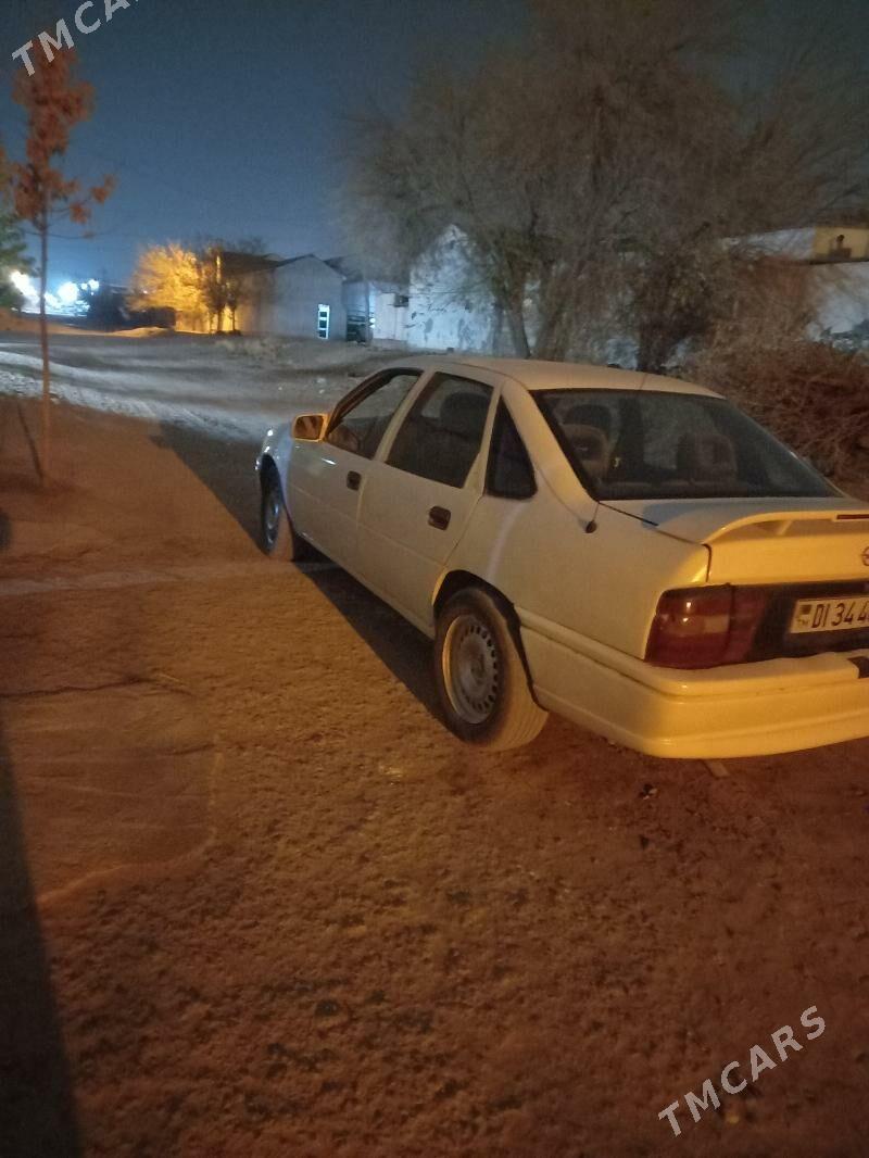 Opel Vectra 1994 - 30 000 TMT - Анев - img 2