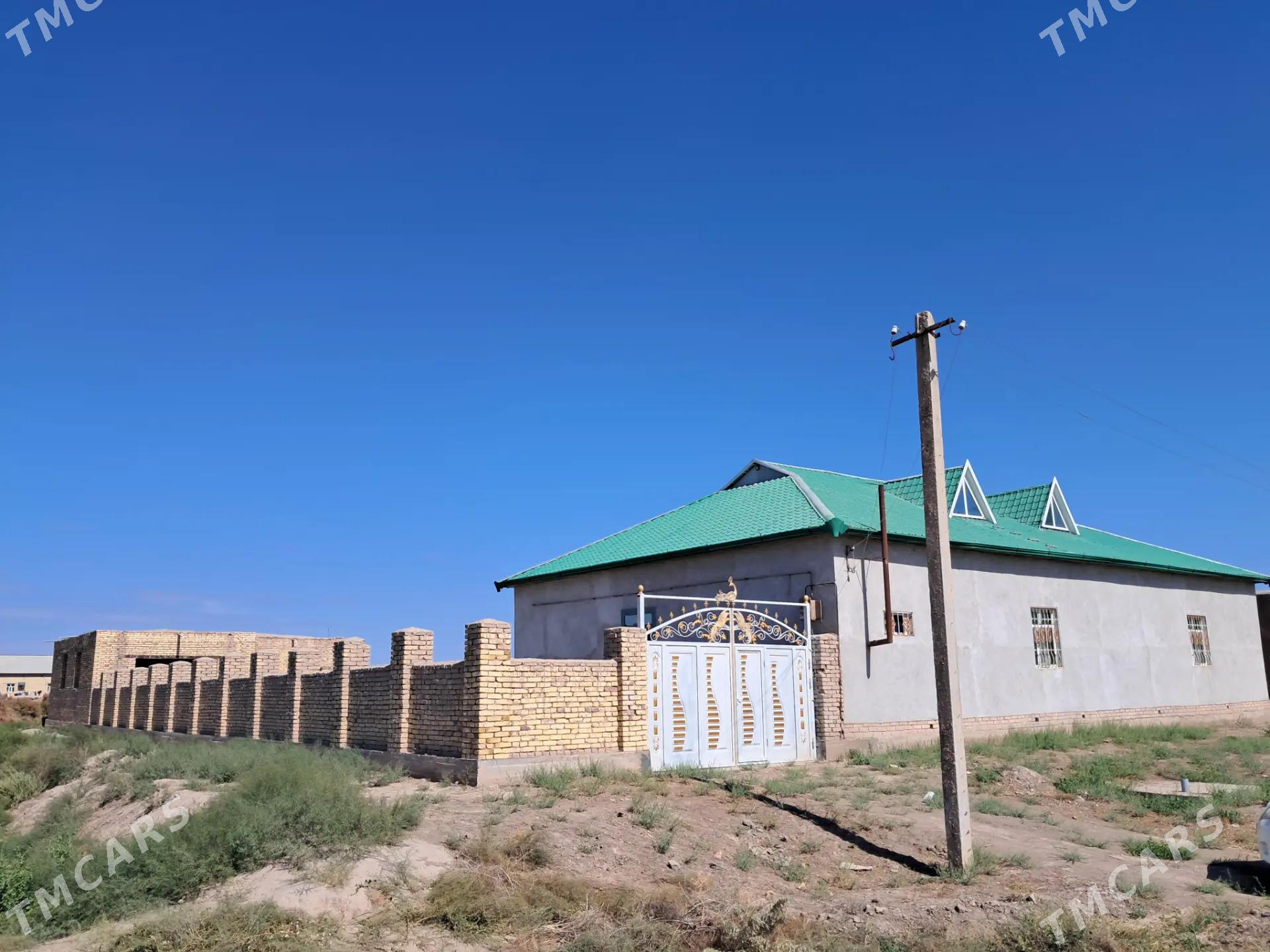 Satlyk jaý - Türkmenbaşy etr. - img 4