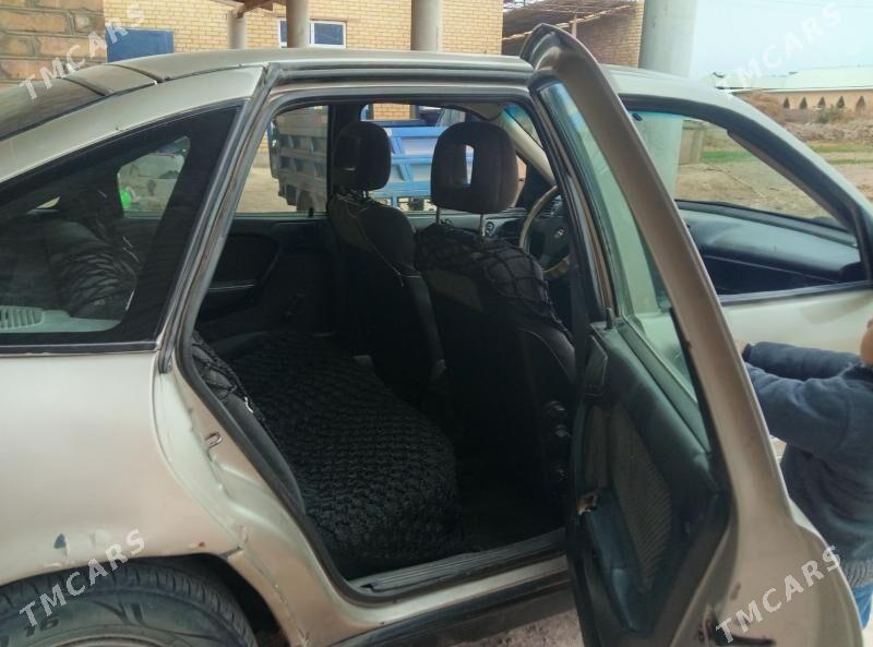 Opel Vectra 1991 - 18 000 TMT - Garabekewül - img 3