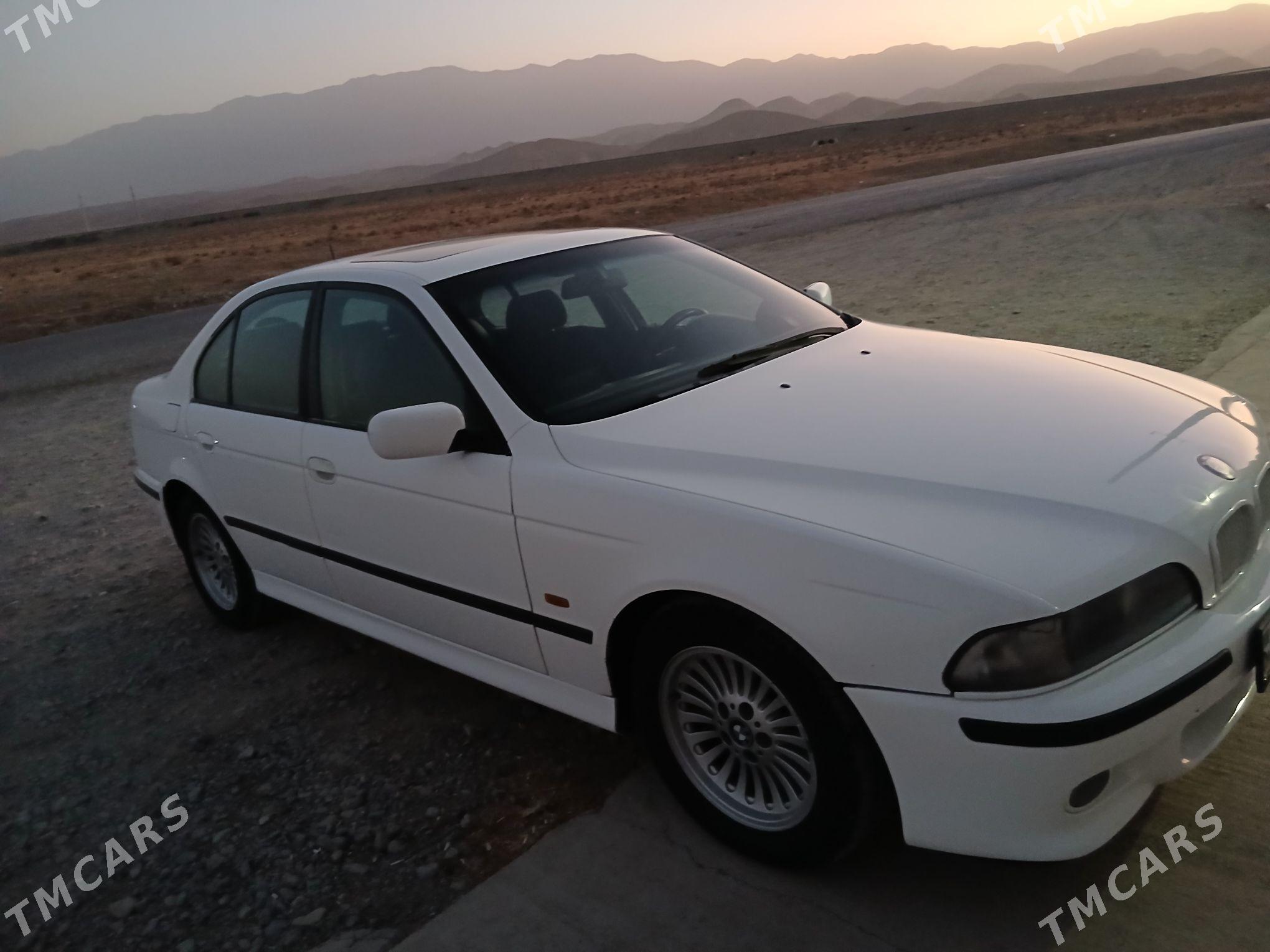 BMW E39 1996 - 110 000 TMT - Bäherden - img 1