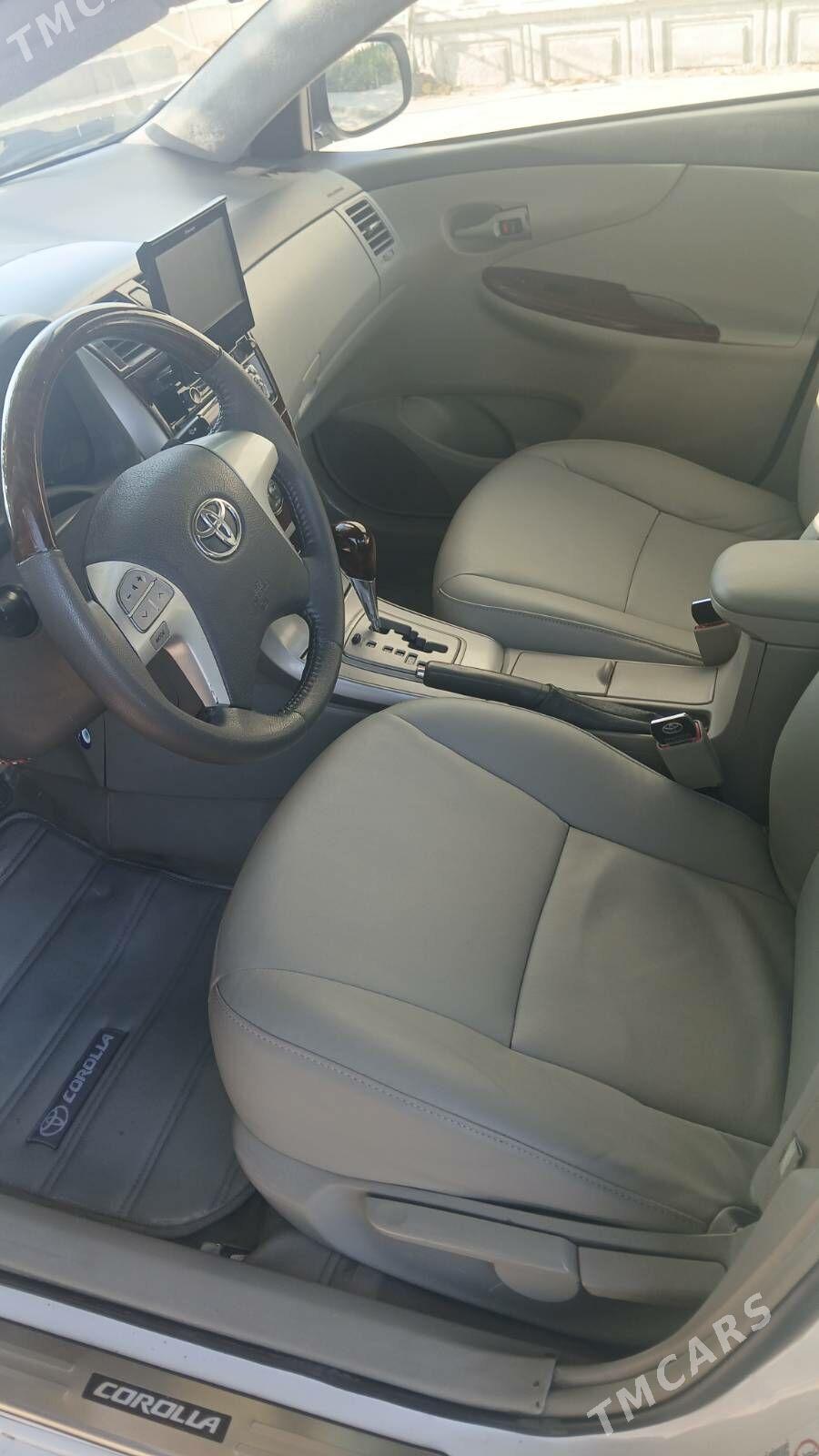 Toyota Corolla 2013 - 185 000 TMT - 6 мкр - img 8