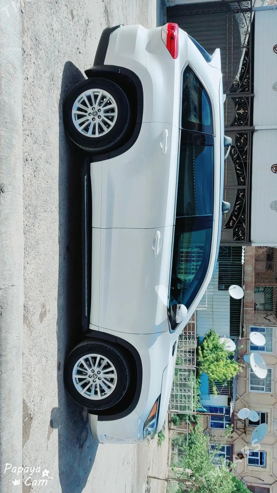 Toyota Highlander 2018 - 440 000 TMT - Балканабат - img 2