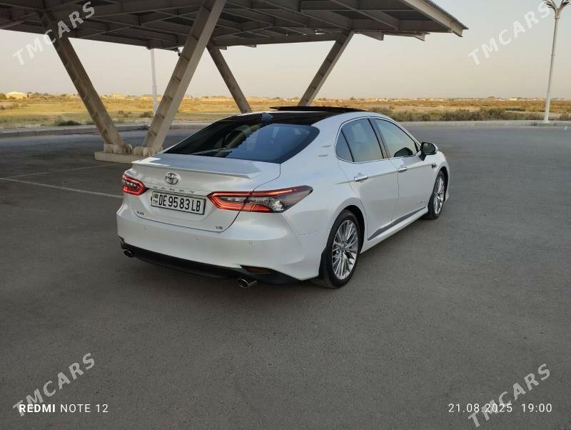 Toyota Camry 2021 - 370 000 TMT - Туркменабат - img 2