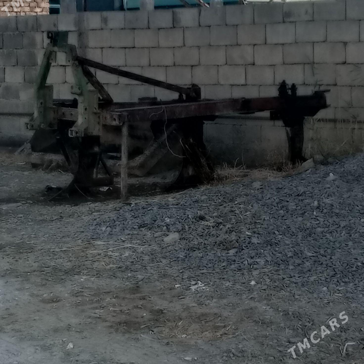 MTZ 82 2007 - 120 000 TMT - Анев - img 3