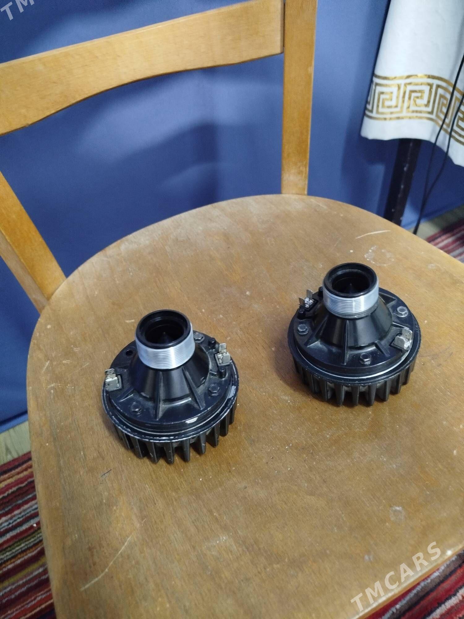 electro voice - Änew - img 2