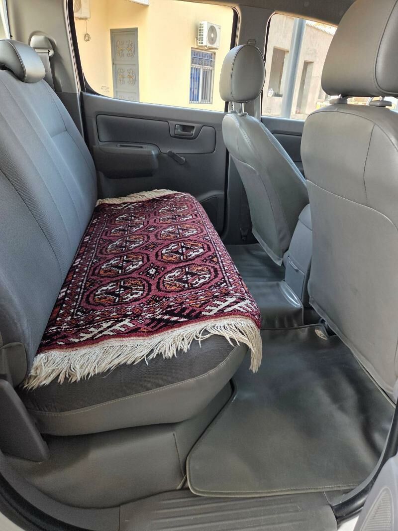 Toyota Hilux 2008 - 280 000 TMT - Гарадамак Шор - img 6