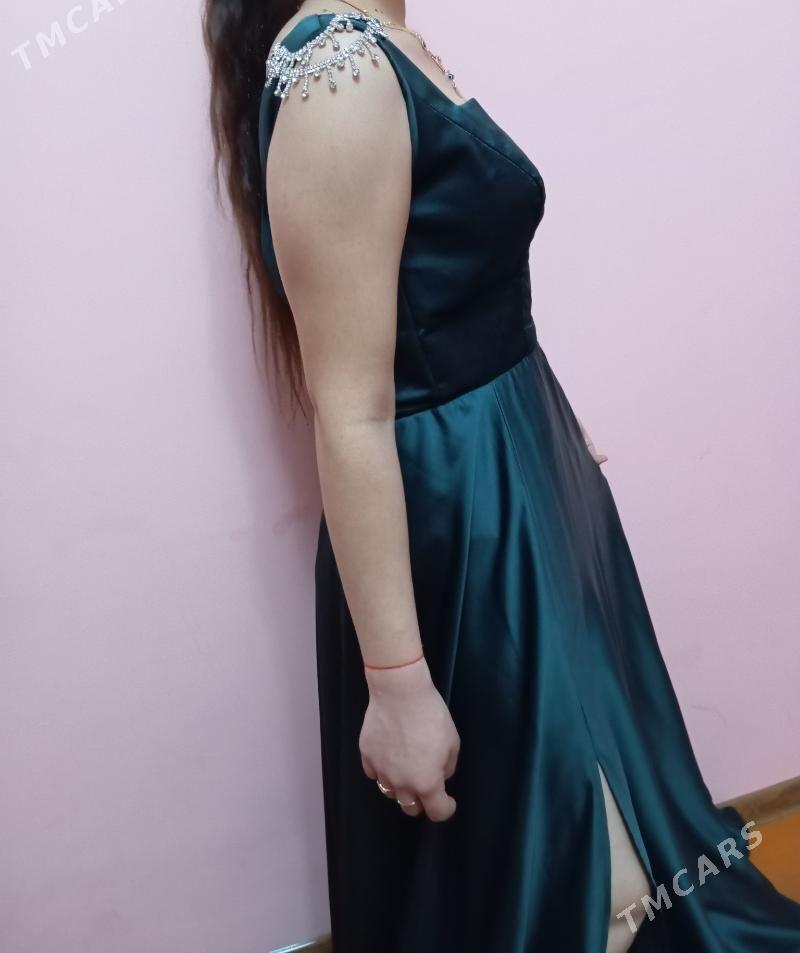 Зелёное платье - Туркменабат - img 2